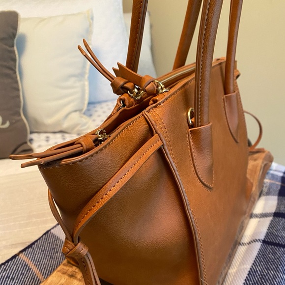 Sole Society Faux Leather Tote - Picture 6 of 10